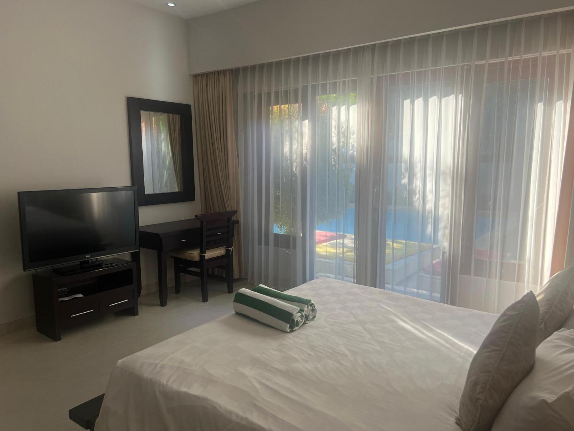 Charlie Guest House Nusa Dua  Exteriör bild
